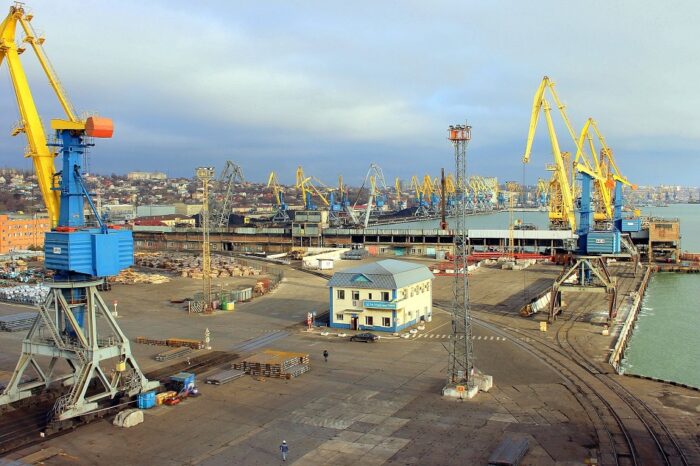 Маріупольський порт перевалив 6,47 млн тонн вантажів за рік