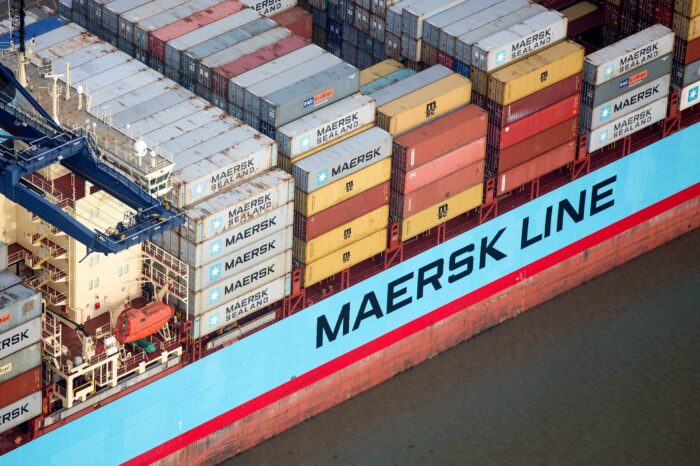 Maersk повністю закриває бізнес у Росії