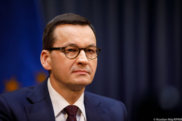 Прем'єр Польщі закликав блокувати судна рф