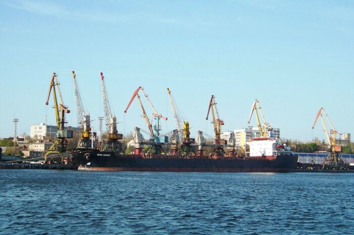 Вантажообіг морських портів України скоротився на 420 тис. т на добу