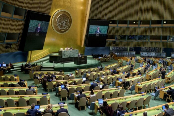 Генасамблея ООН призупинила членство Росії у Раді з прав людини