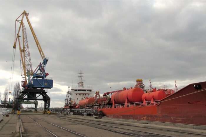 Україна хоче вилучити російські судна, які стоять на судноремонтному заводі в Ізмаїлі