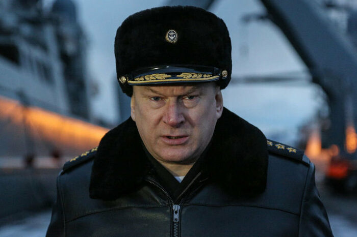 Розкрито особу адмірала, який відповідає за атаки по Україні з кораблів