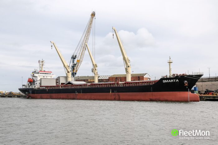 Екіпажі трьох суден з Маріупольського порту опинилися заручниками росіян
