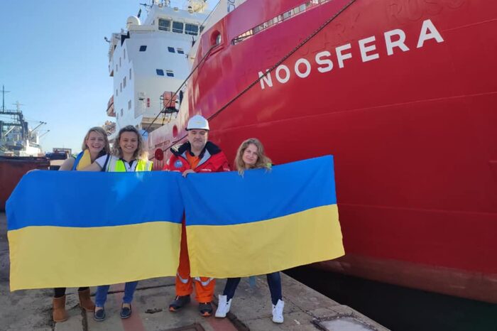 «Ноосфера» завершила першу експедицію під прапором України