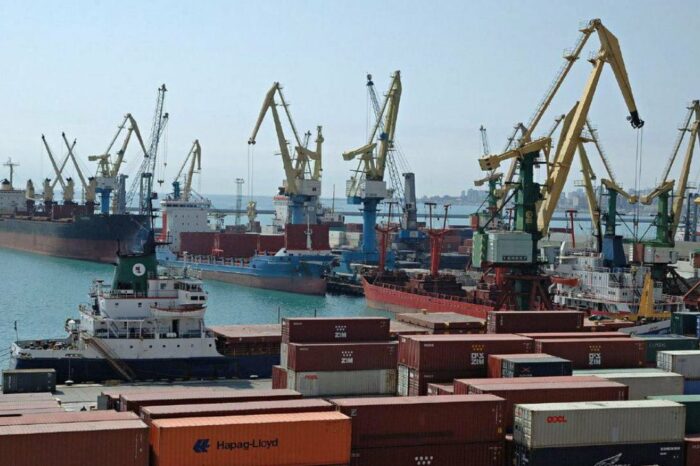 Казахстан планує створити поромний флот і контейнерний хаб