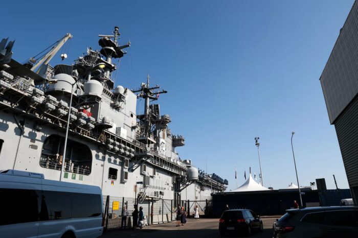 До порту Гельсінкі увійшов корабель НАТО