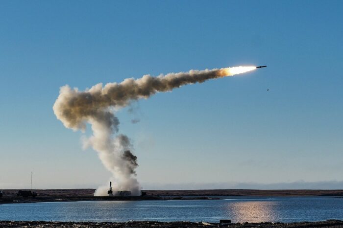 Росіяни випустили протикорабельну ракету по Одещині