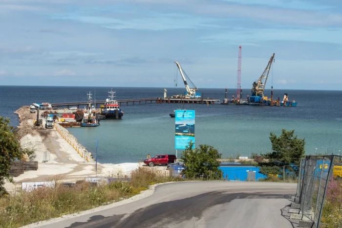 В Естонії завершують перший етап будівництва ЗПГ-терміналу