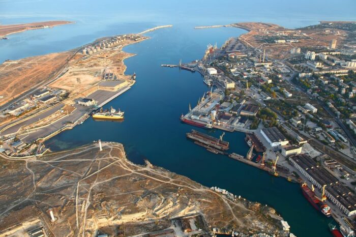«Гендиректор» Севастопольського порту вкрав 10 млн рублів